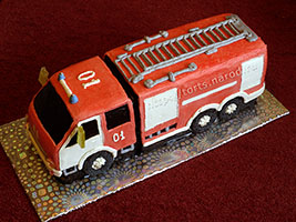 торт пожарная машина